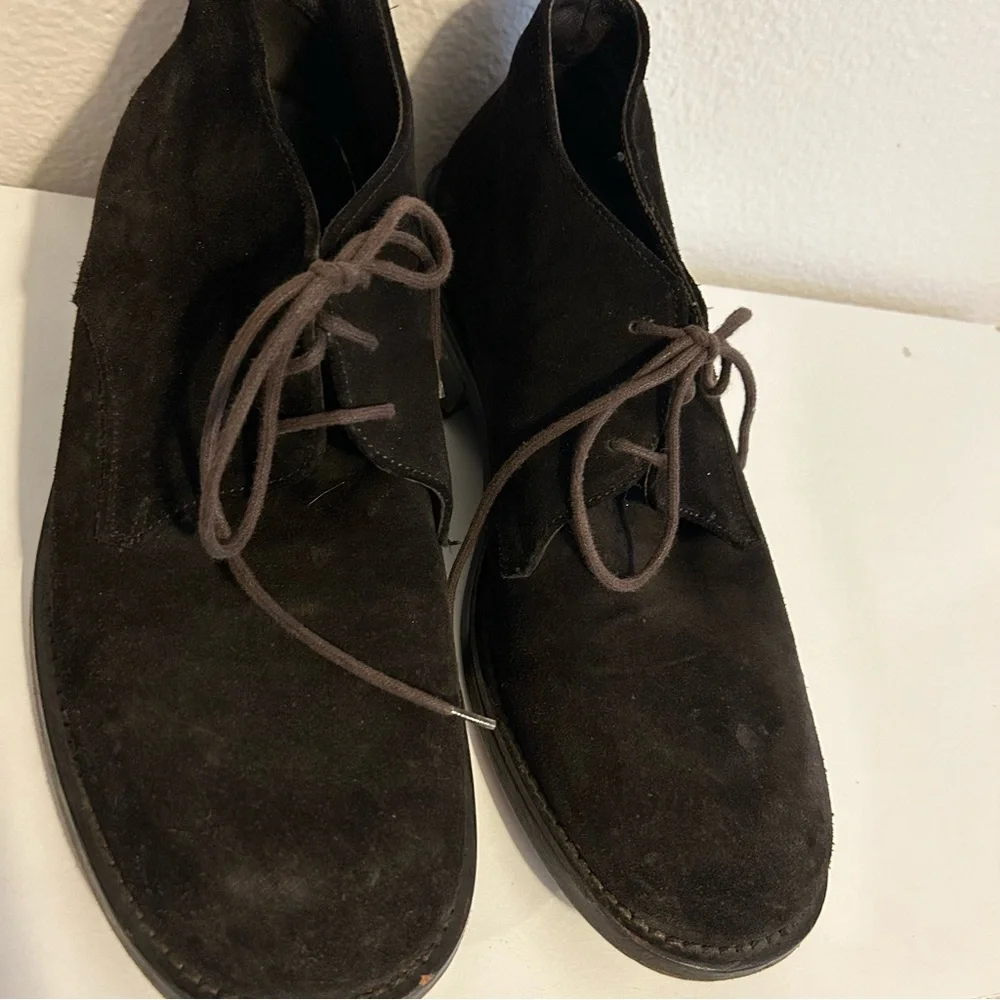 Men’s Bachrach brown genuine suede chukka boots size 9.5 career office career